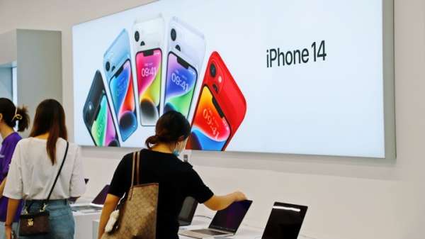 Apple крупно оштрафовали за отсутствие зарядки в комплекте с iPhone