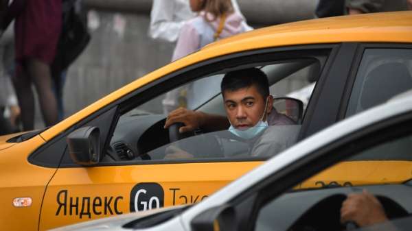 В работе "Яндекс Go" и Uber произошел сбой