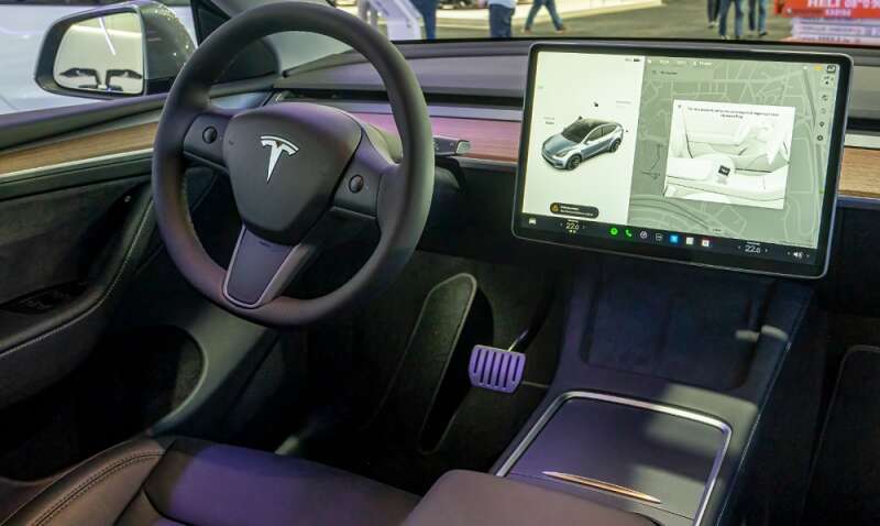 Tesla under Steering Reliability Investigation